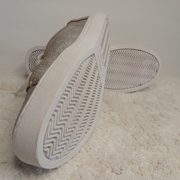 Toms Silver Sneakers - Picture 9 of 11